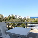 Kristjana מלון *