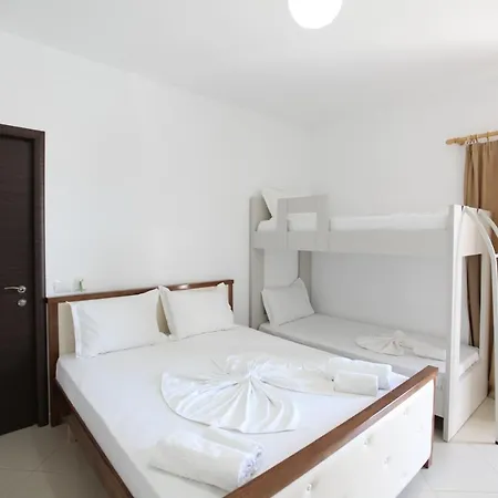 Kristjana 酒店 卡萨米尔